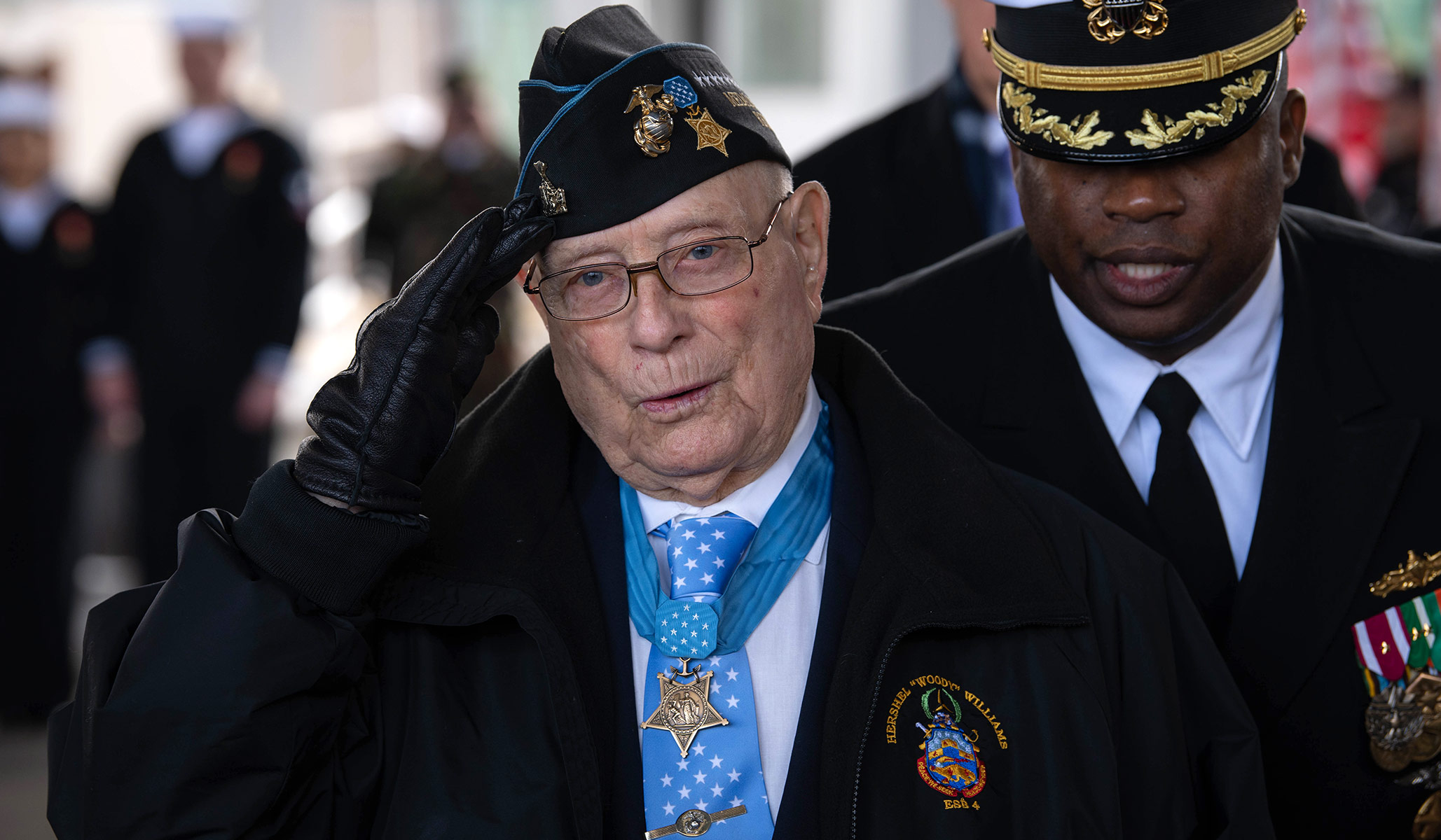 do medal of honor recipients retire