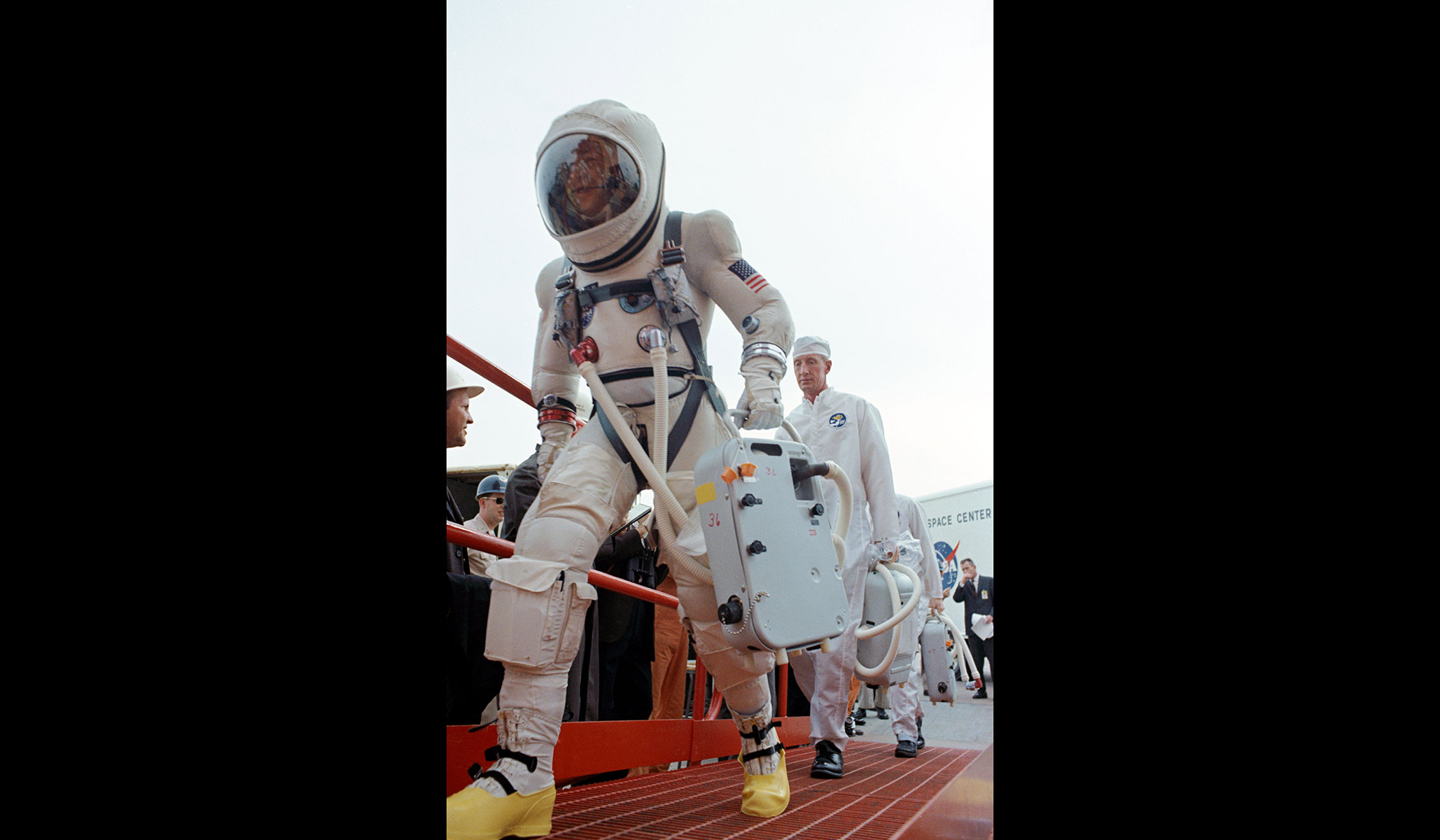 gemini 7 space suit