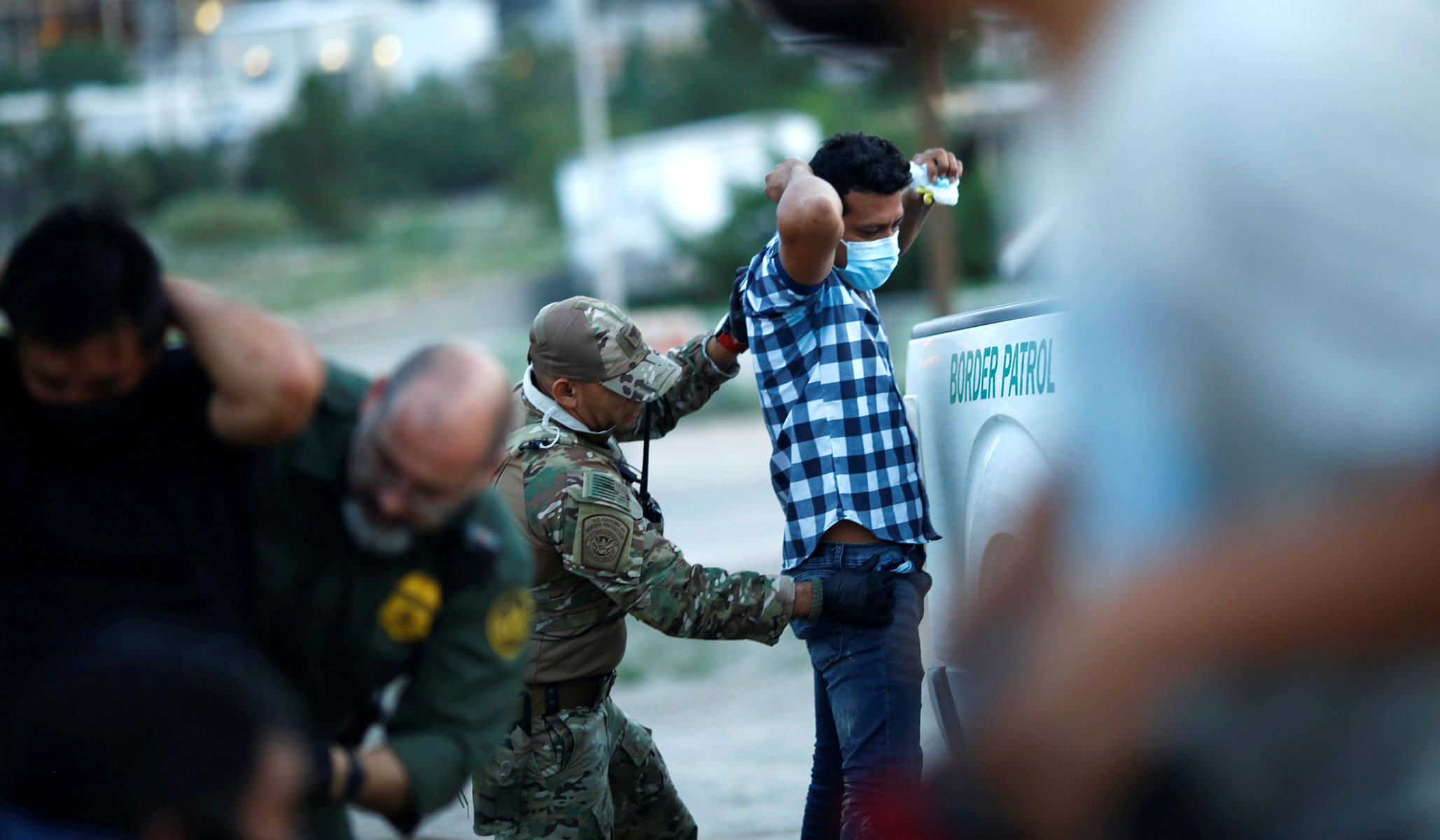 Migrant Encounters At Border Surpasses 200000 For First Time In 21 Years National Review 2545