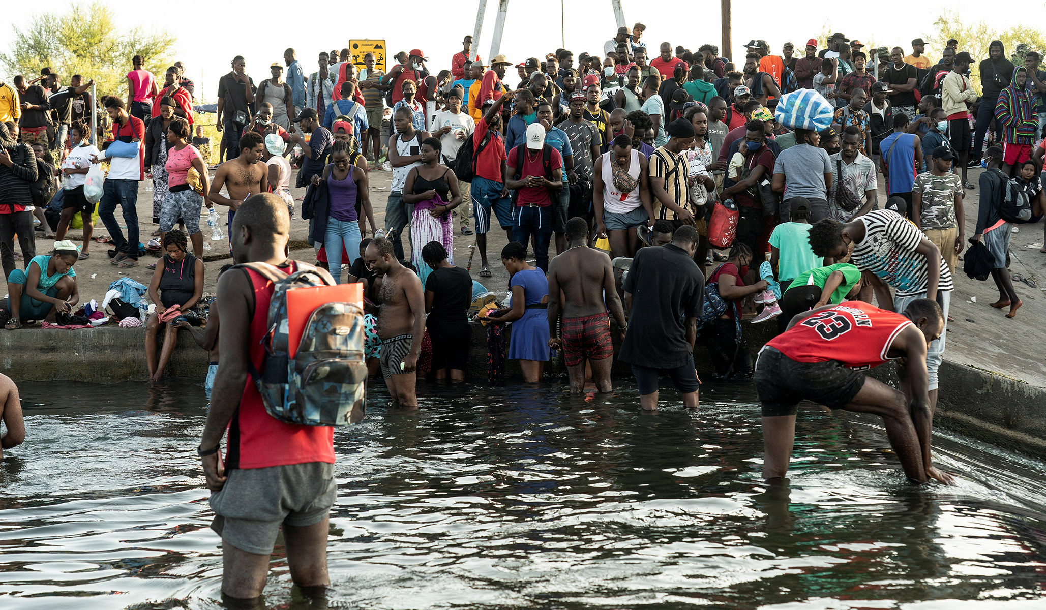 Border Crisis Helicopter Footage Shows Hundreds of Migrants Crossing