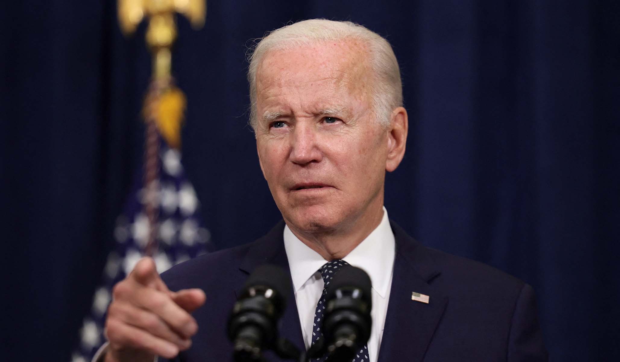 Joe Biden & Democrats: The Bottom Is Falling Out for the Biden ...