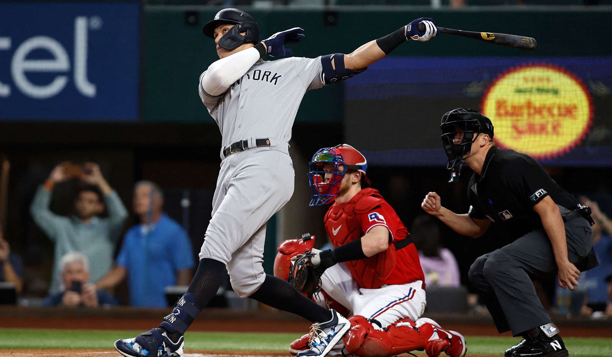 Aaron Judge Hits 62nd Home Run, Passing Roger Maris's American League ...