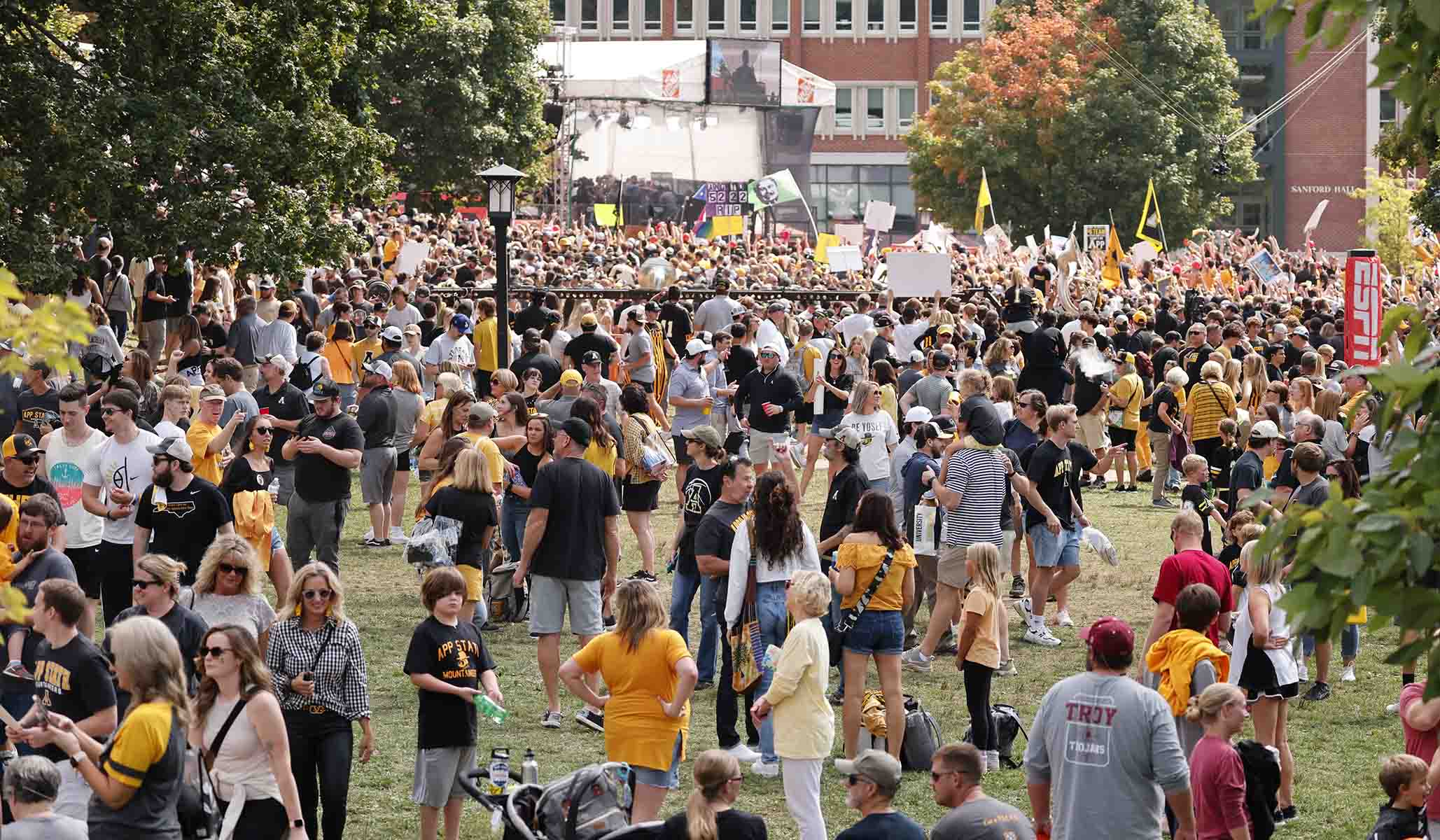 NextImg:The Corner: A Nasty Dispute Upends Student Government at Appalachian State 